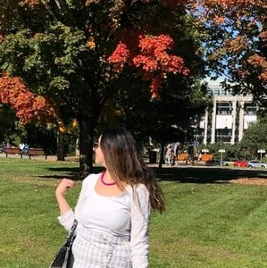 Meet your Posher, Meriem